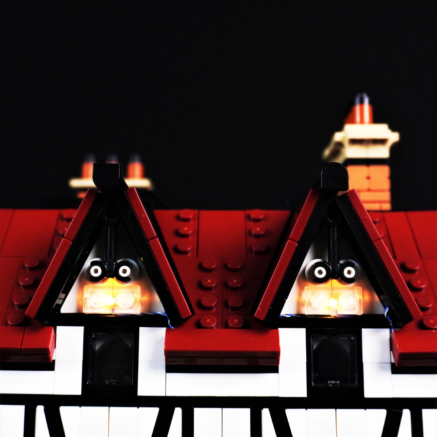 Tudor Corner Light Kit