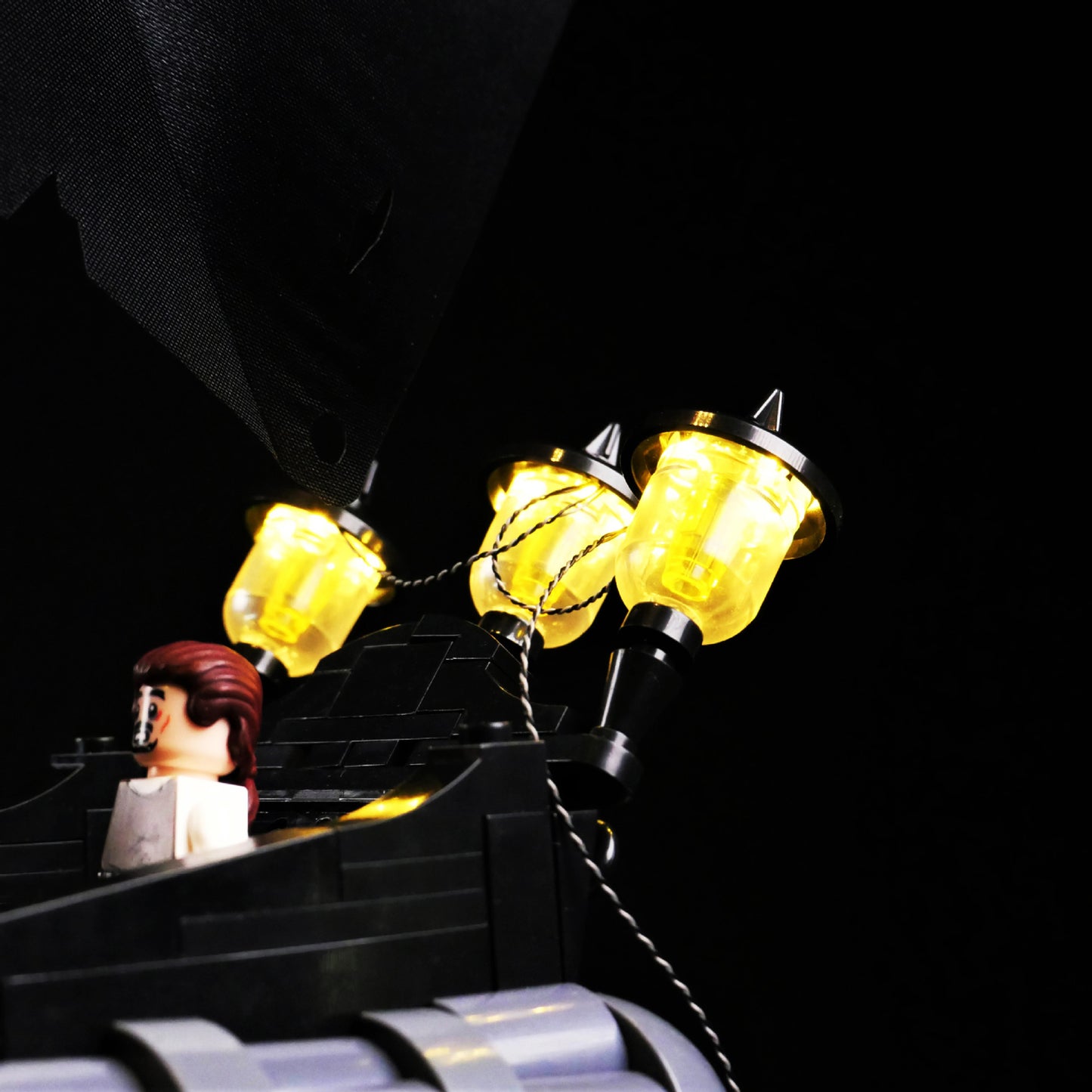 Captain Jack Sparrow's Pirate Ship (10365) Light Kit