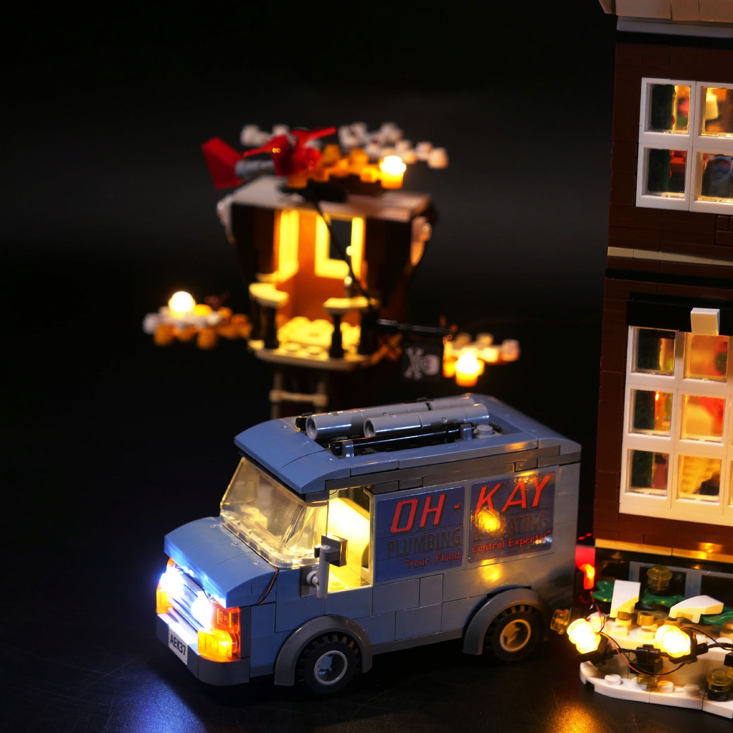 Home Alone Light Kit 21330